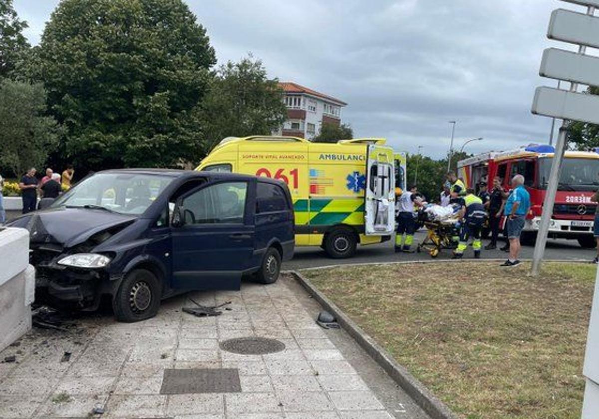 Aparatoso accidente de coche en Cajo