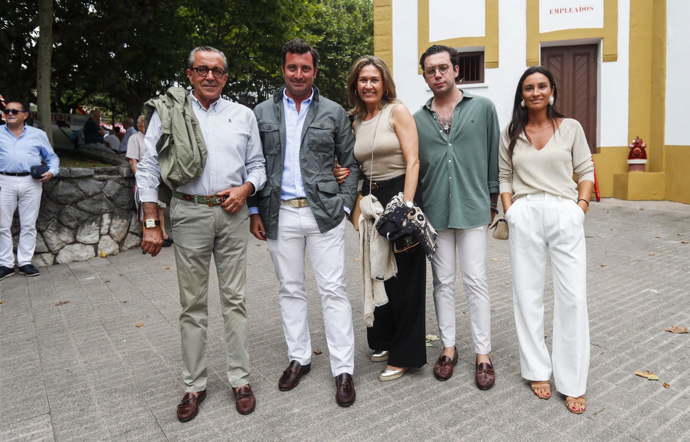 José Manuel Escolar, Héctor Guerrero, Beatriz Cases, Ricardo Escolar y Macarena Montealegre.