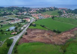 Movimiento de tierras de cuando se procedió a la recuperación del trazado de la variante no ejecutada.