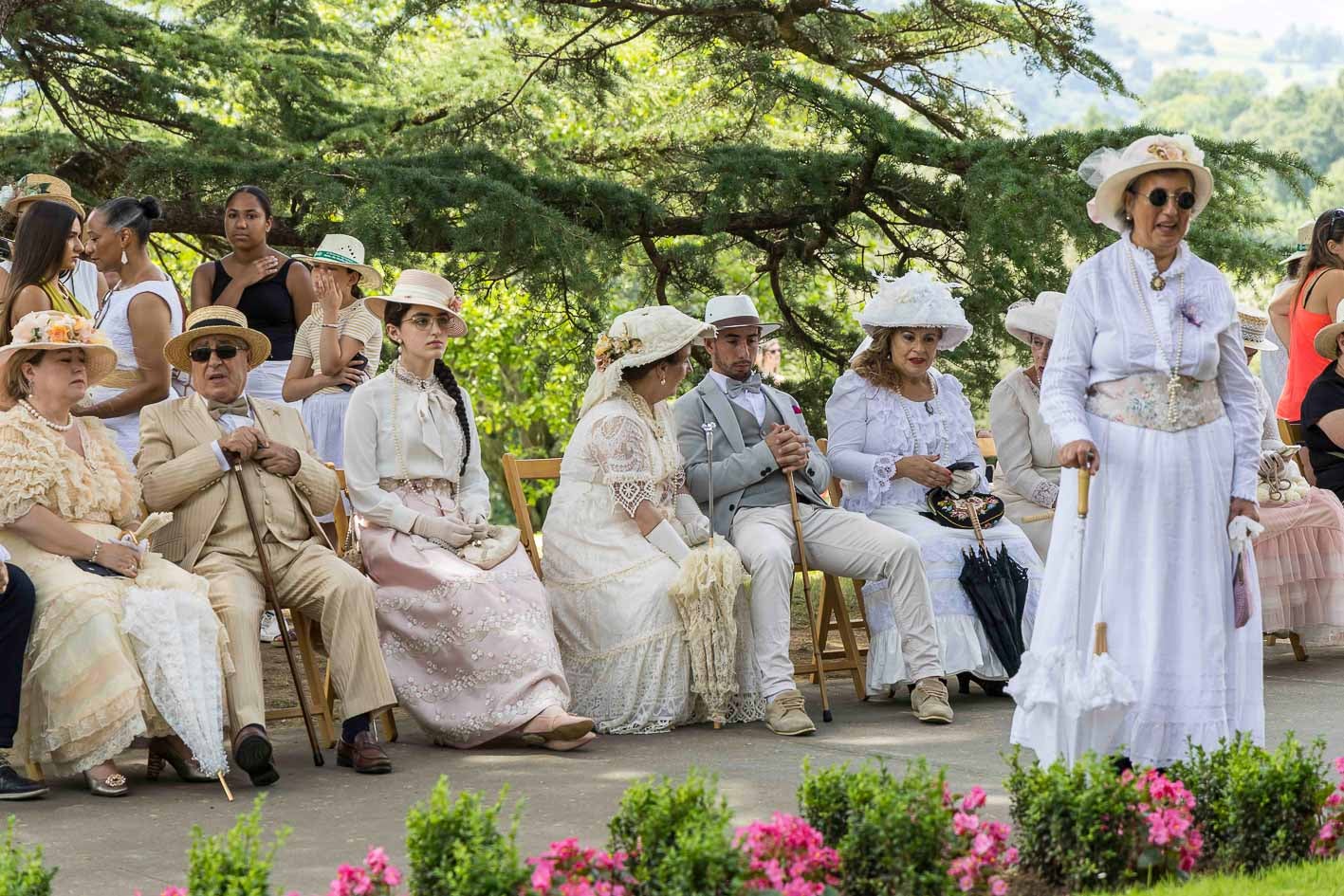 El buen tiempo permitió disfrutar de los jardines.