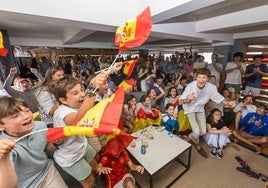 Los socios del Marítimo celebraron la victoria de España en los Juegos Olímpicos de París