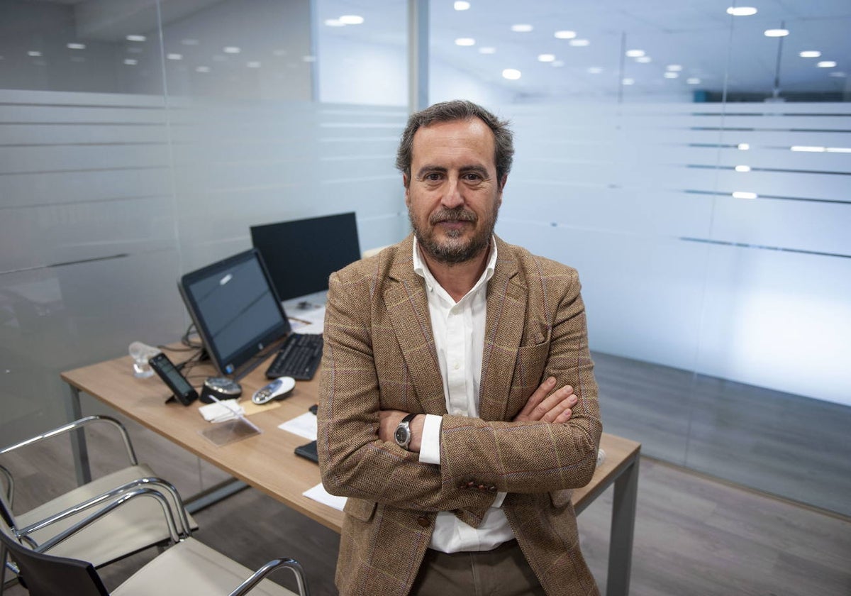 La CEOE cántabra amplía su estructura y nombra director general a Francisco Aguilera