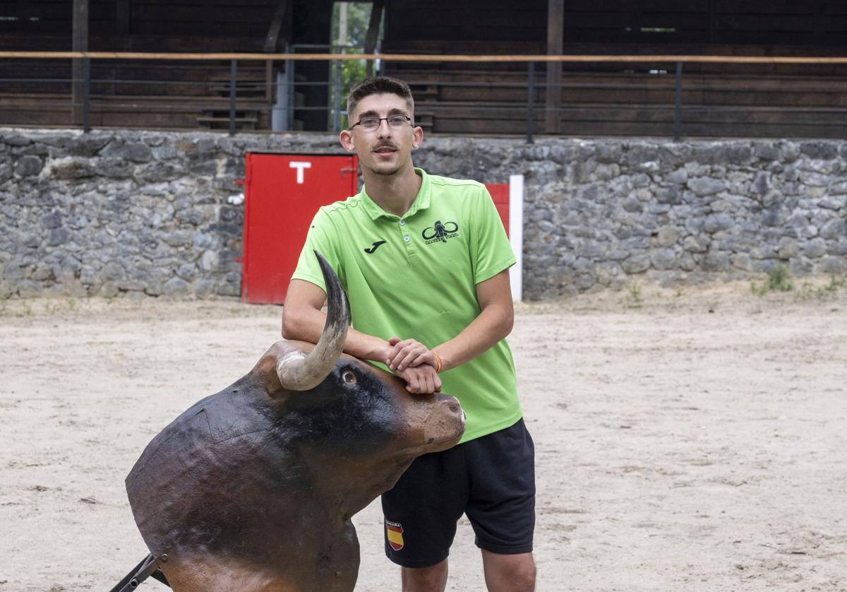 En la Champions de los recortadores, una tarde con el cántabro Juan Cruz