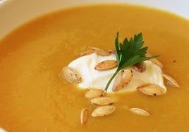 Crema de calabaza y curry.