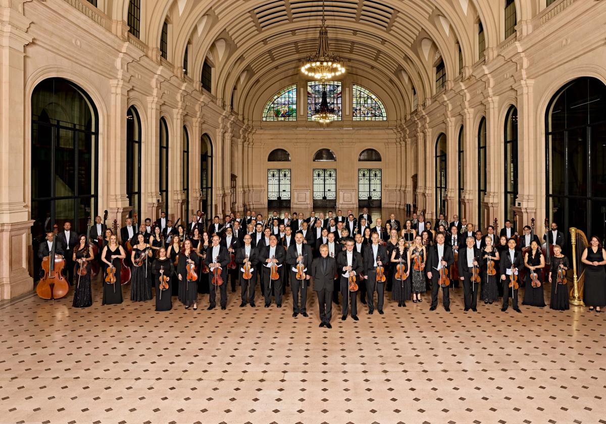 La Orquesta Sinfónica del Estado de São Paulo (OSESP) celebra su setenta aniversario.