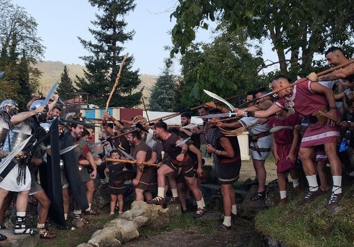 Cántabros y romanos se han visto las caras ya en Los Corrales de Buelna.