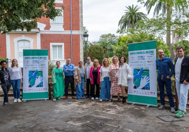 Monty Lima, María José Álvarez, María José Pereda De Castro, Alfredo Torrijos, Alicia Martínez, Miguel Rincón, Lourdes Verdeja, Rosa Díaz, Marta Saiz Rejado, Maite Álvarez, José Luis Callejo y Martín Vuelta.