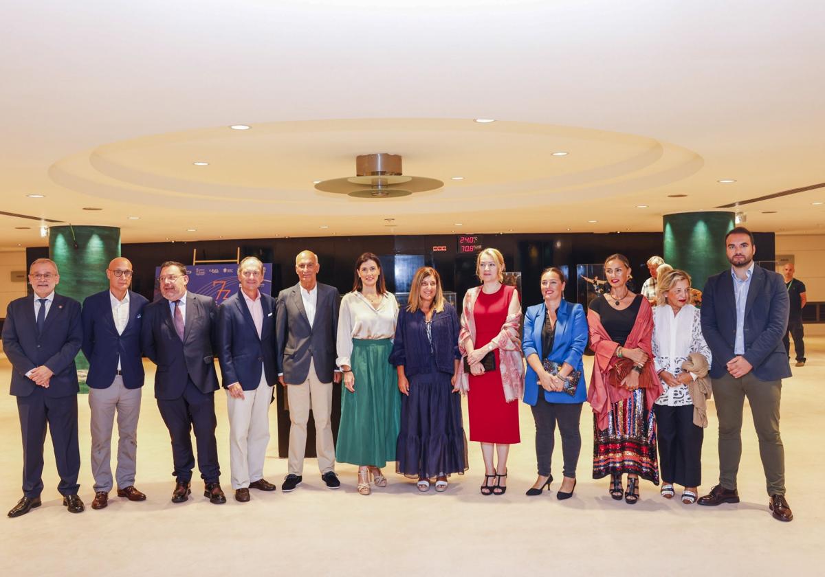 De izquierda a derecha: Ángel Pazos, Juan Antonio González Fuentes, Cosme Marina, Borja Baselga, Alberto Ortega, Gema Igual, María José Sáenz de Buruaga, Eva Guillermina Fernández, Noemi Méndez, Zulema Gancedo, Chavela Gómez- Barreda y Javier García.