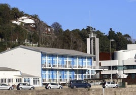 Escuela Náutico Pesquera de Santander.