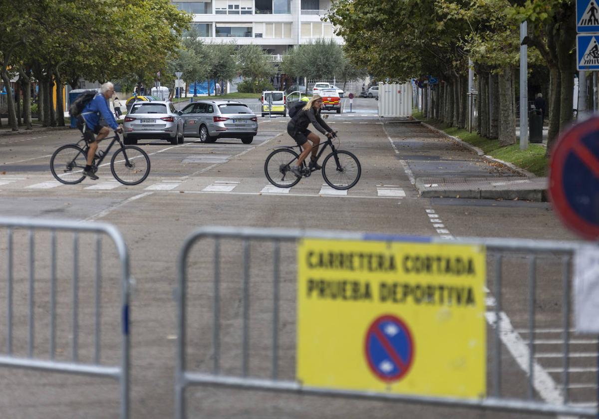 La zona de Mesones, en El Sardinero, que permaneció acordonada desde primera hora de la mañana del miércoles.