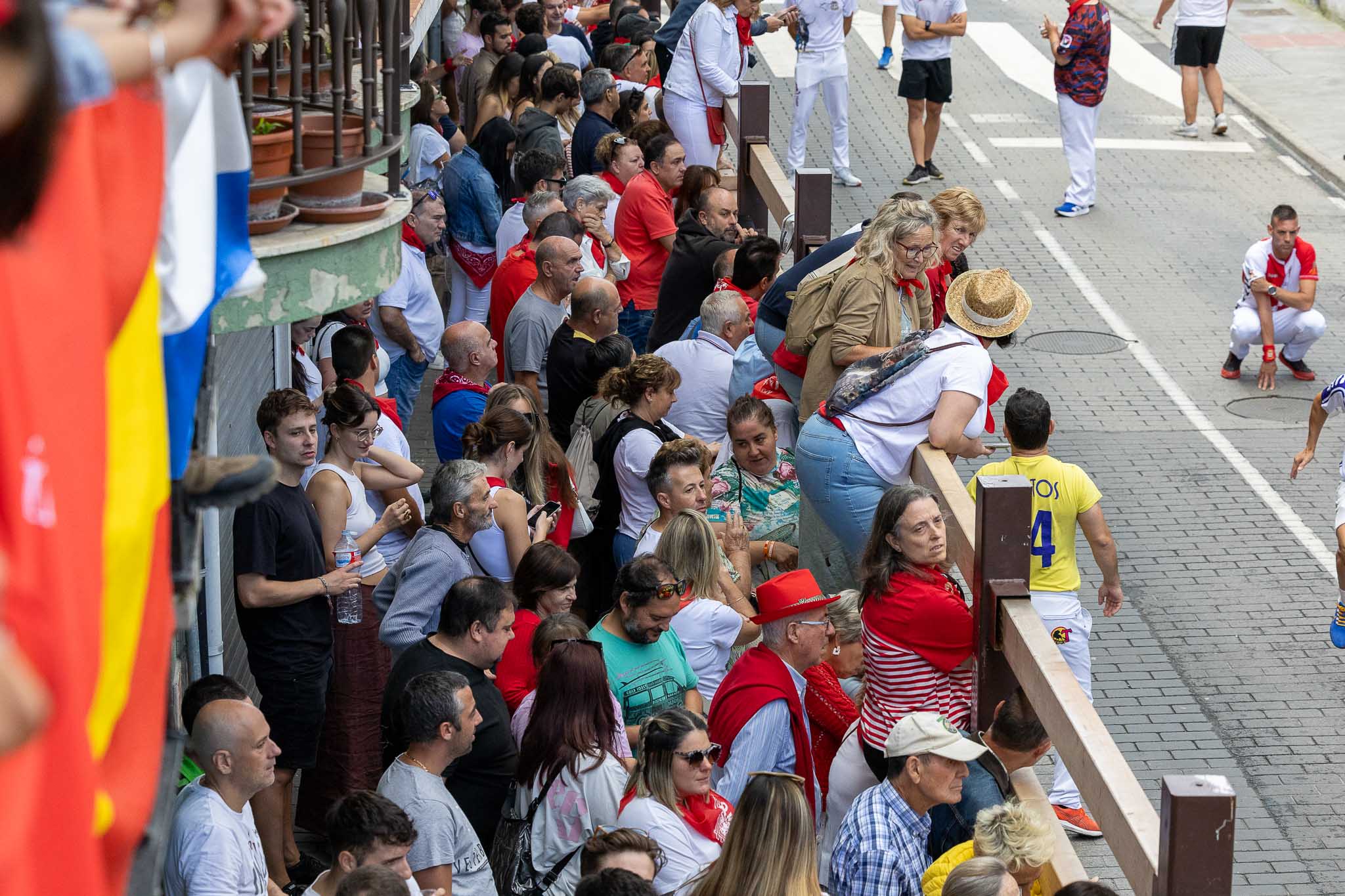 Mucha gente también este domingo para despedir a los encierros hasta el año que viene. 