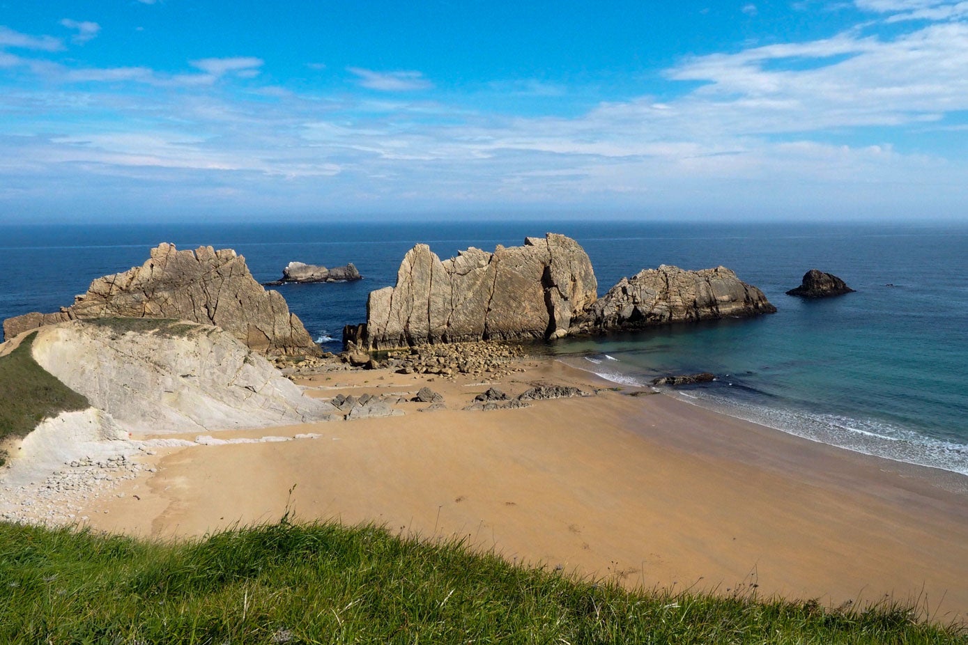 La playa de La Arnía (Piélagos)