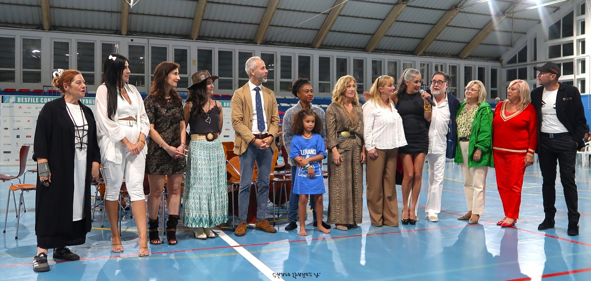 María José Pereda de Castro, Patricia Martín, Maite Álvarez, India Calandra, Sergio Silva, Monty Lima y Greta Lima, Rosa Díaz, Lourdes Verdeja, Leticia Mena, Miguel Rincón, María Isabel Priede, María Luz Fernández y José Luis Callejo.