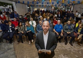 José Alberto López, en la carpa de la plaza Juan Carlos I.