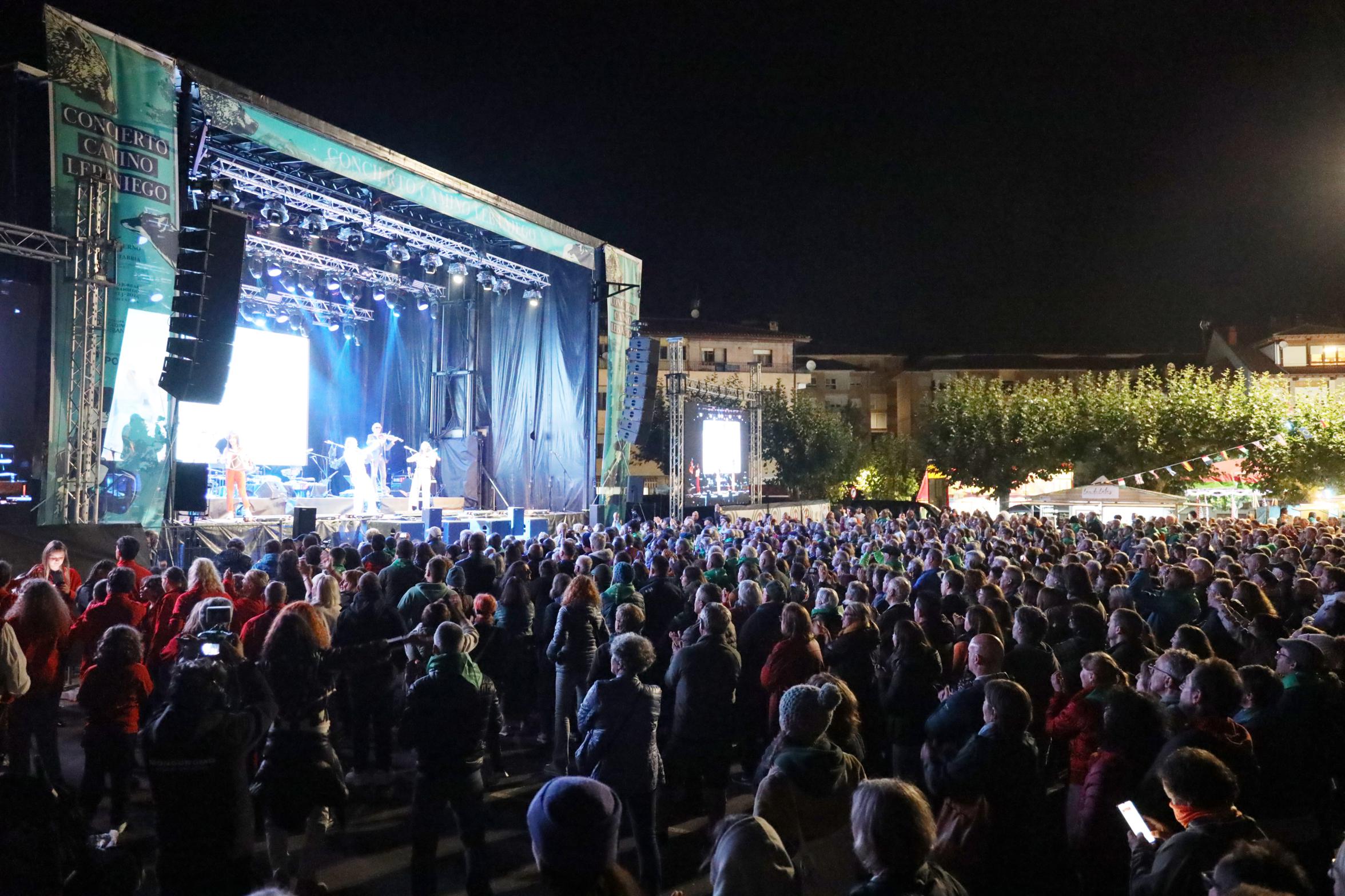 El público disfrutó con el gran concierto ofrecido