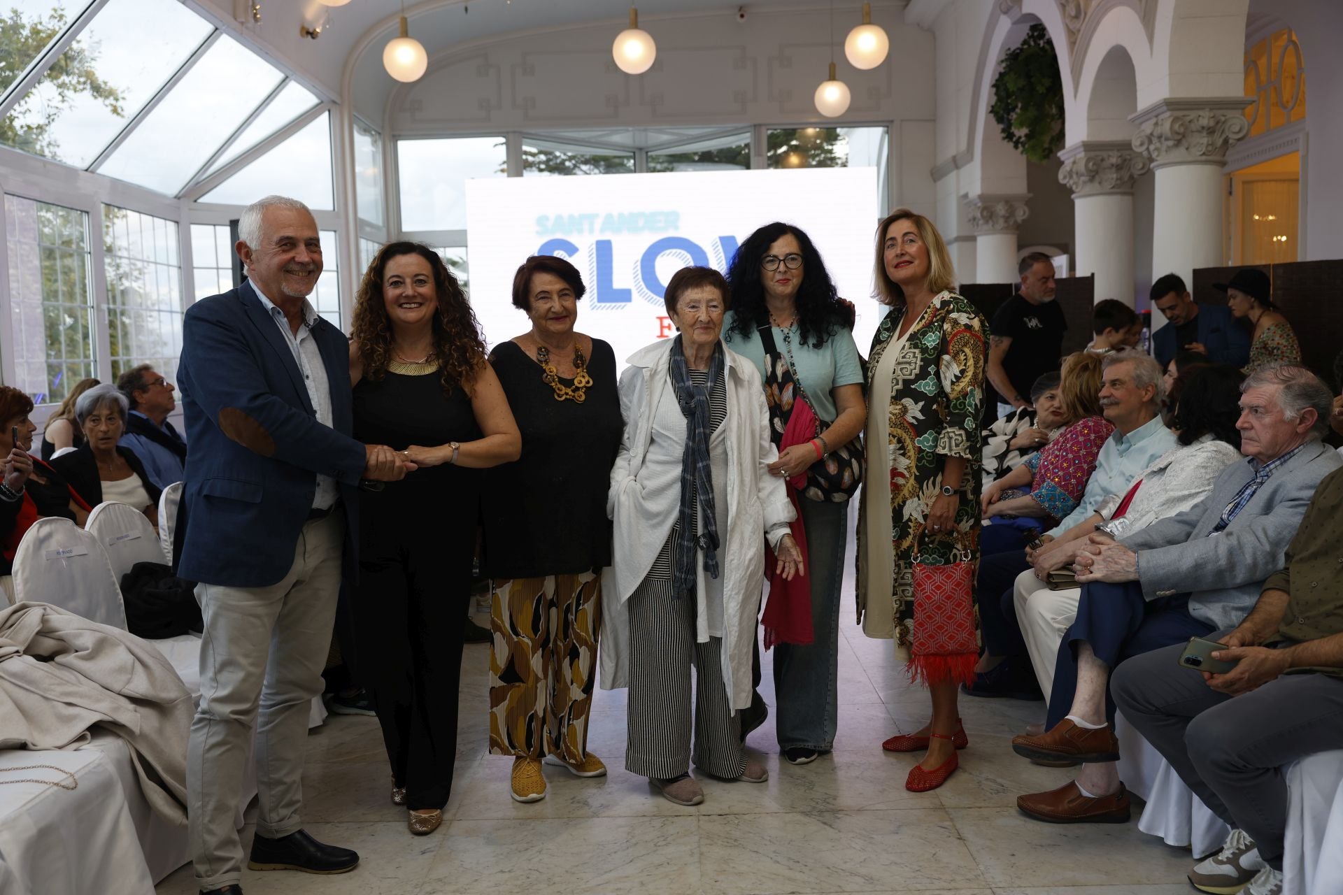 Héctor Moreno, Carmen Ealo de Sá, Ana Torner, Gloria Torner, Gloria Pereda y Victoria Herreros.