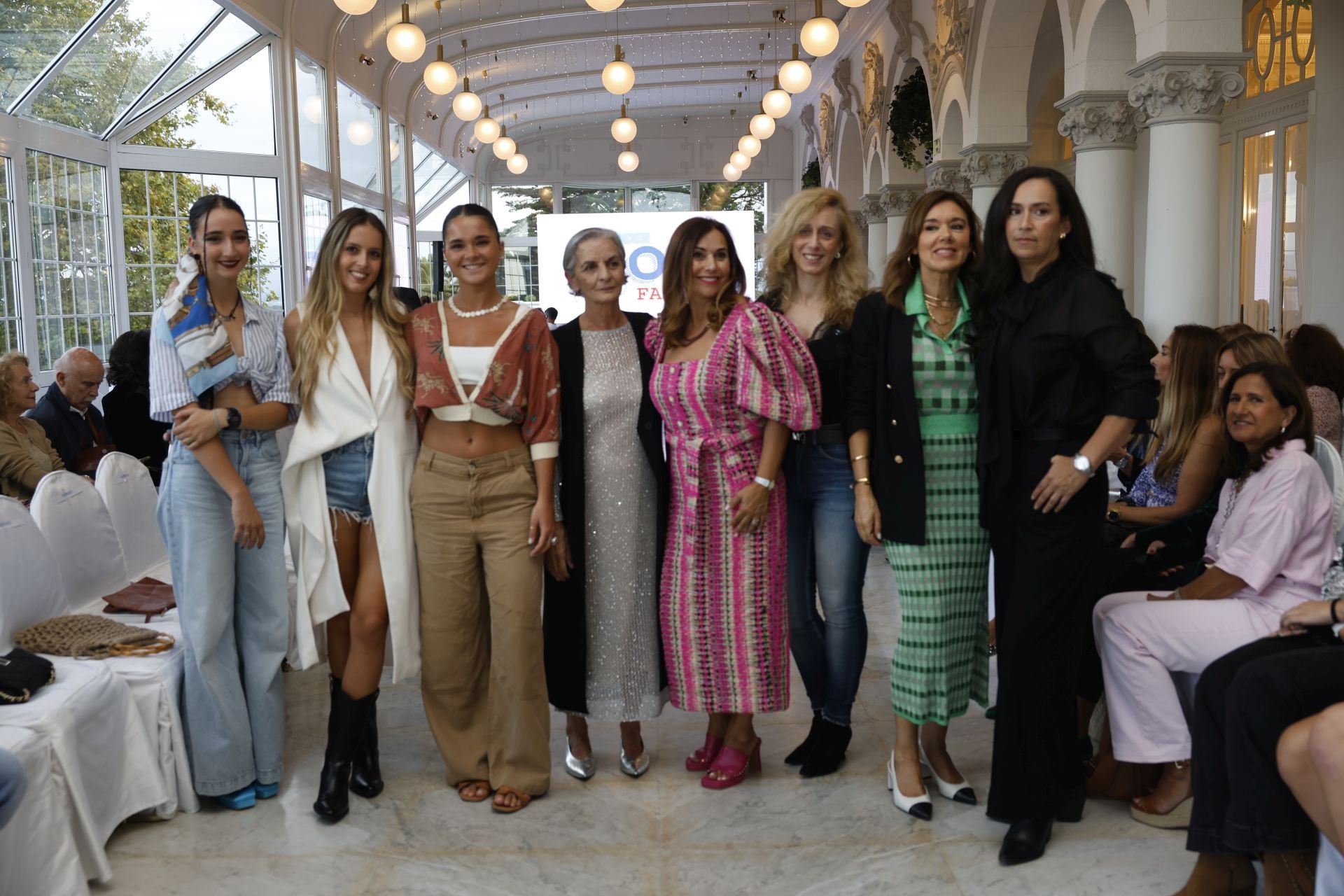 Raquel García, Daniela Ruiz, Sara Quintana, Marisa Álvarez, Beatriz Bermejo, María Garrido, Mercedes Piedra y Cynthia Delace.