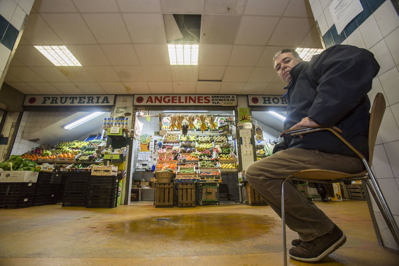 Los comerciantes han soportado cuatro largos años de retraso en las obras, que hoy ya son una realidad. Este proyecto fue adjudicado en 2016 a Baika Mercados y verá la luz en octubre de 2024.