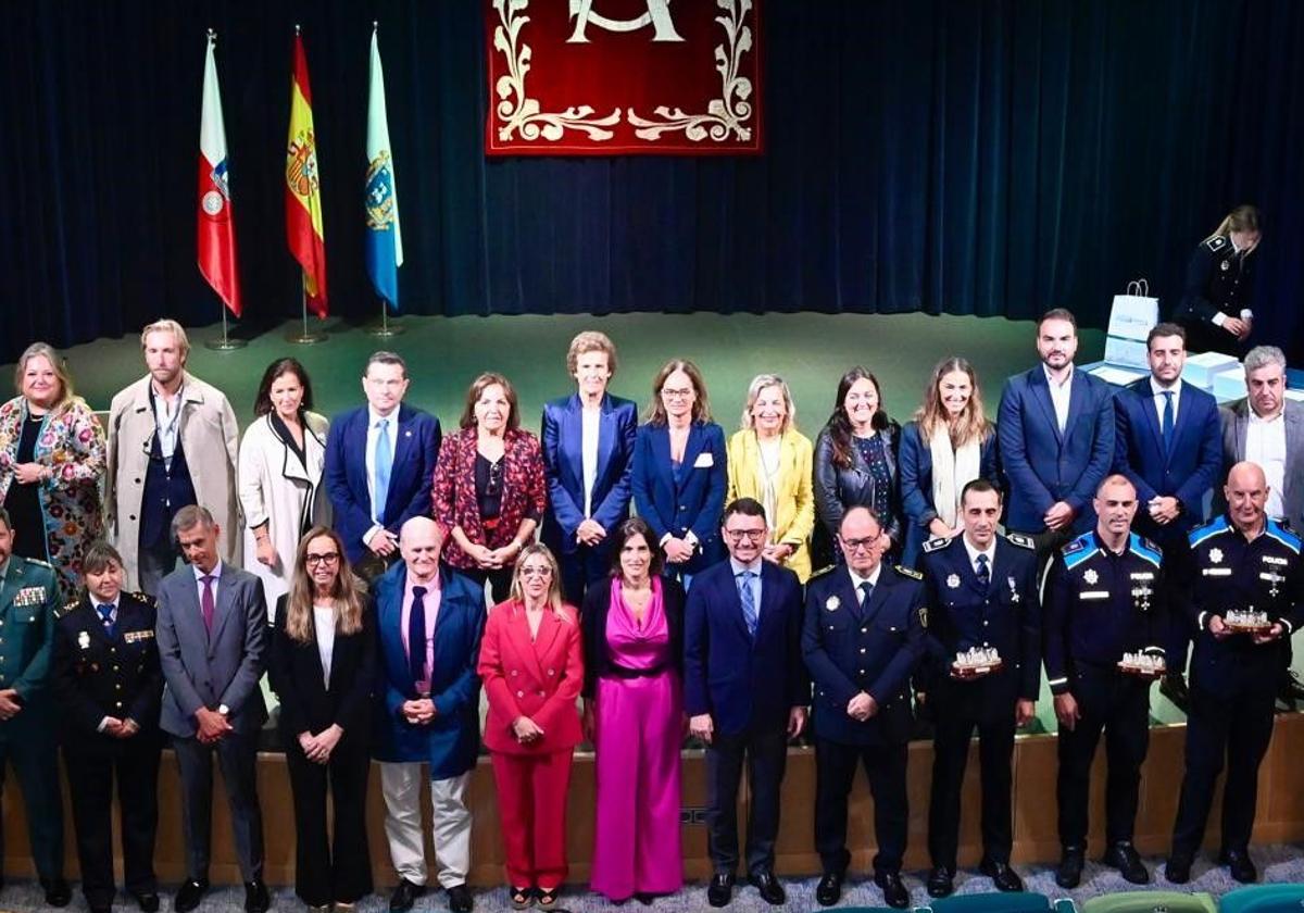 Reconocimiento al «esfuerzo y dedicación» de la Policía Local de Santander