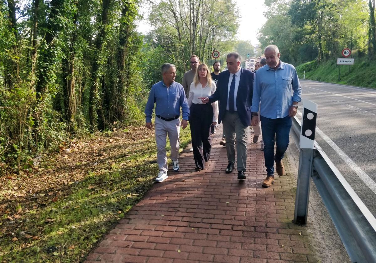 Enrique Lastra, Eugenia Gómez de Diego, Roberto Media y José María Ruiz.