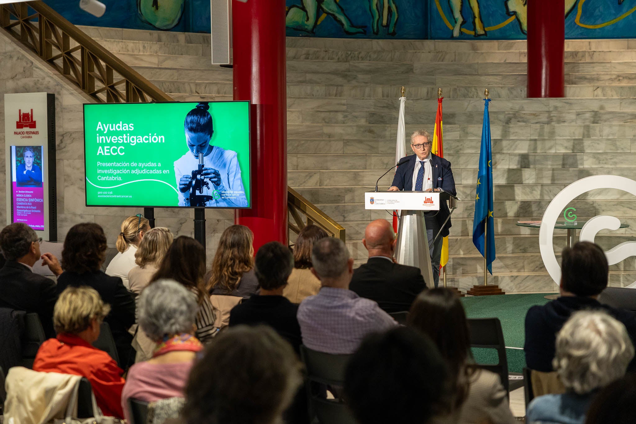 Pedro Prada durante la inauguración del acto en el Palacio de Festivales.