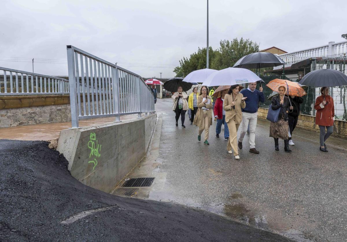 La alcaldesa de Santander, Gema Igual, ha recorrido la zona de la intervención