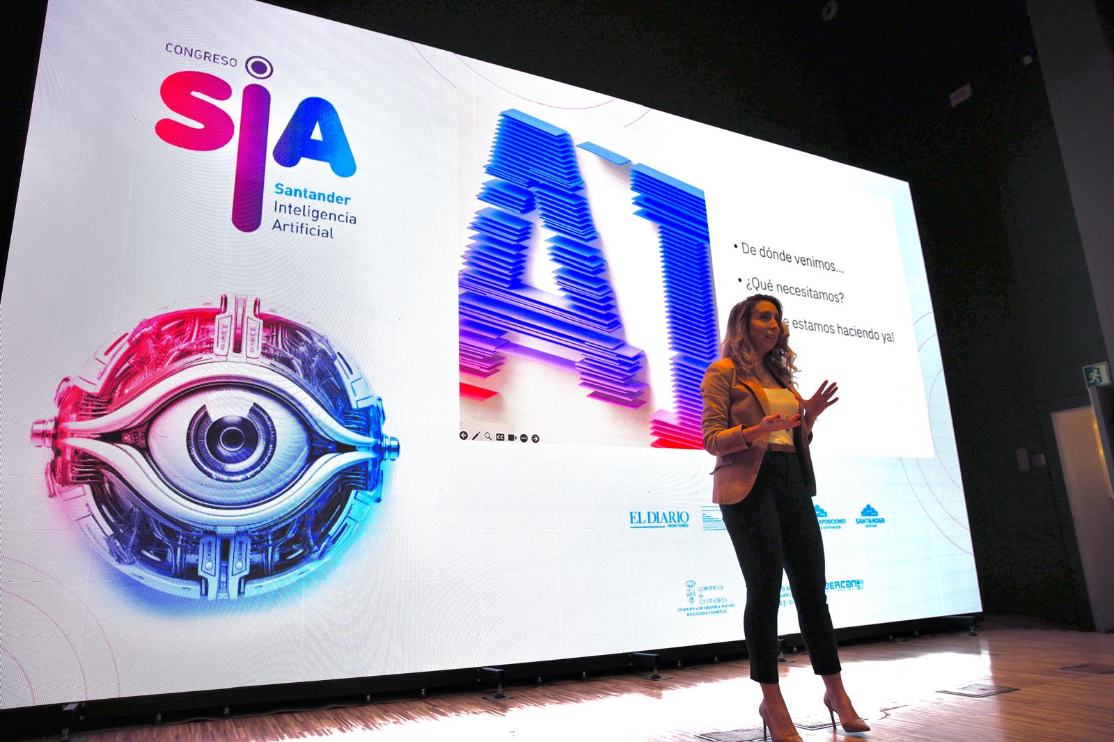 Victoria Gómez, head of IA de IBM, otra de las ponentes que se ha dirigido a los presentes en esta primera jornada.