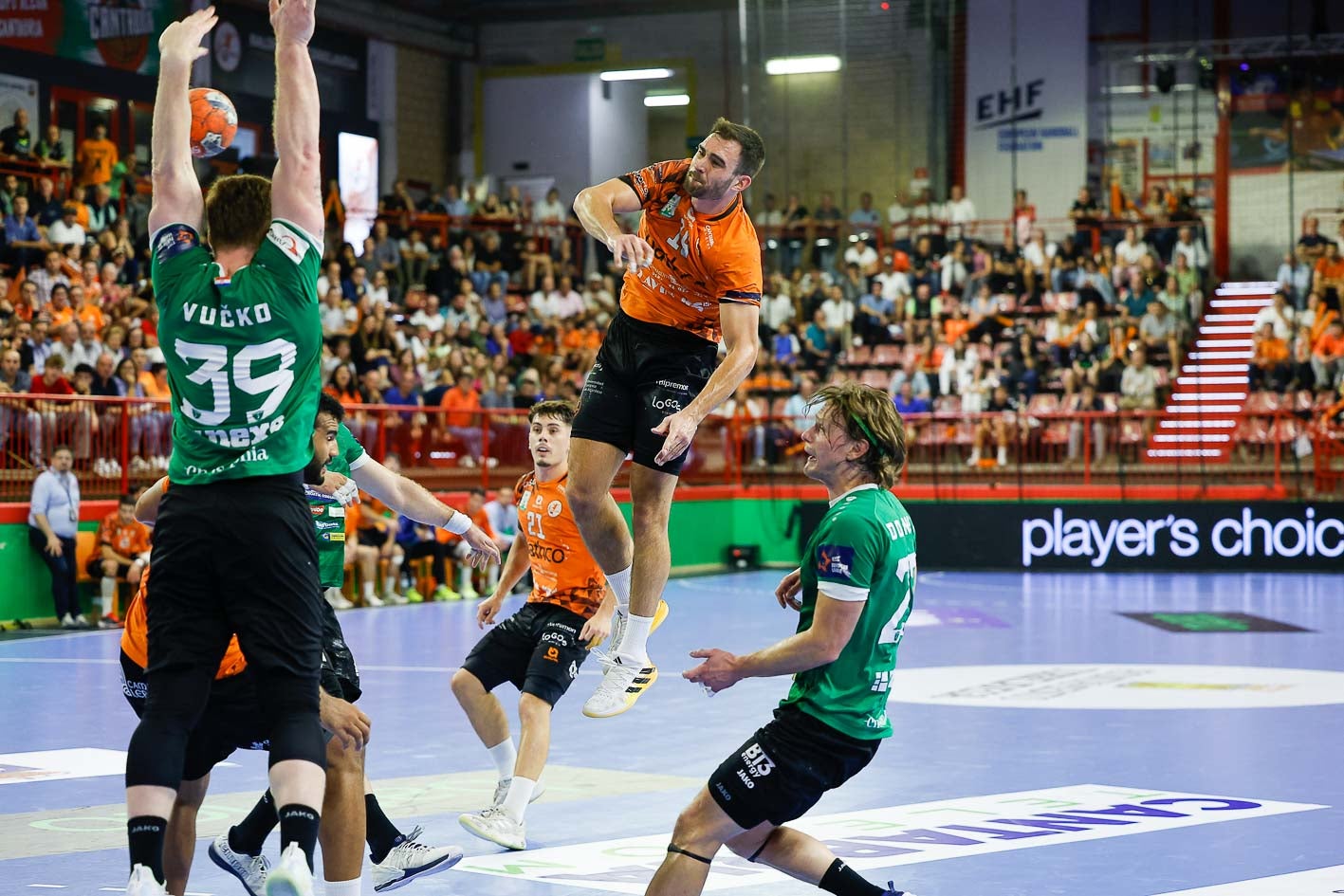 Prokop anotó siete goles para el Bathco en el partido.