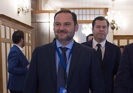 José Luis Ábalos y Jacobo Pombo, en 2018, en La Magdalena.