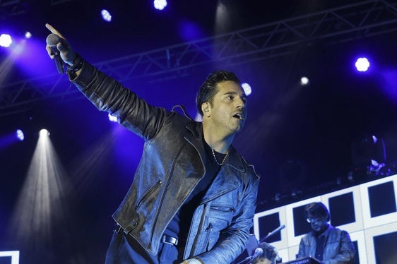 David Bustamante durante el concierto que dio en Suances este verano