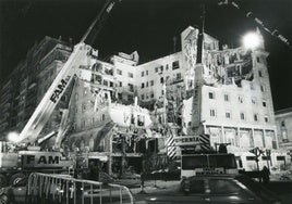 Derrumbe del Hotel Bahía en 1992