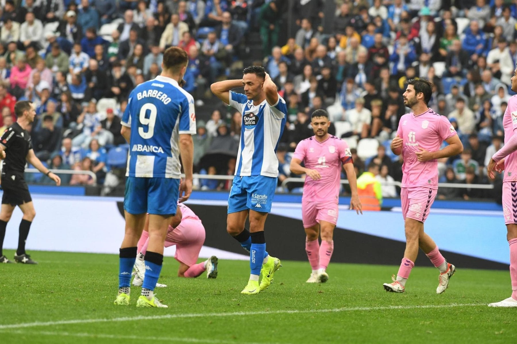 El Deportivo sólo ha ganado un partido en casa.