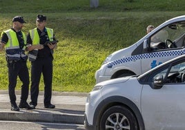 Policías de Santander en un control. Imagen de archivo.