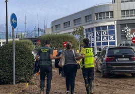 Los voluntarios de la DYA están trabajando en coordinación con el resto de equipos de emergencia.