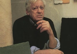 Ángel Alonso en el estudio de la rue Brézin durante la exposición de la galería Jacques Barbier, 1988.