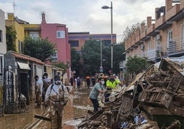 Trabajos de limpieza que están desarrollando en las zonas afectadas.