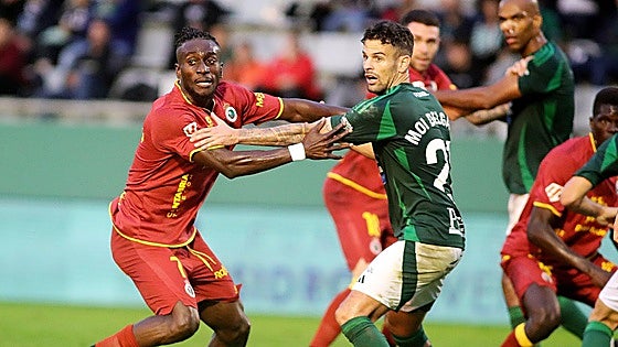 LaLiga denunciará los insultos racistas a Lago Junior en Ferrol