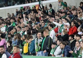 Los aficionados del Racing no dejaron de animar durante todo el partido