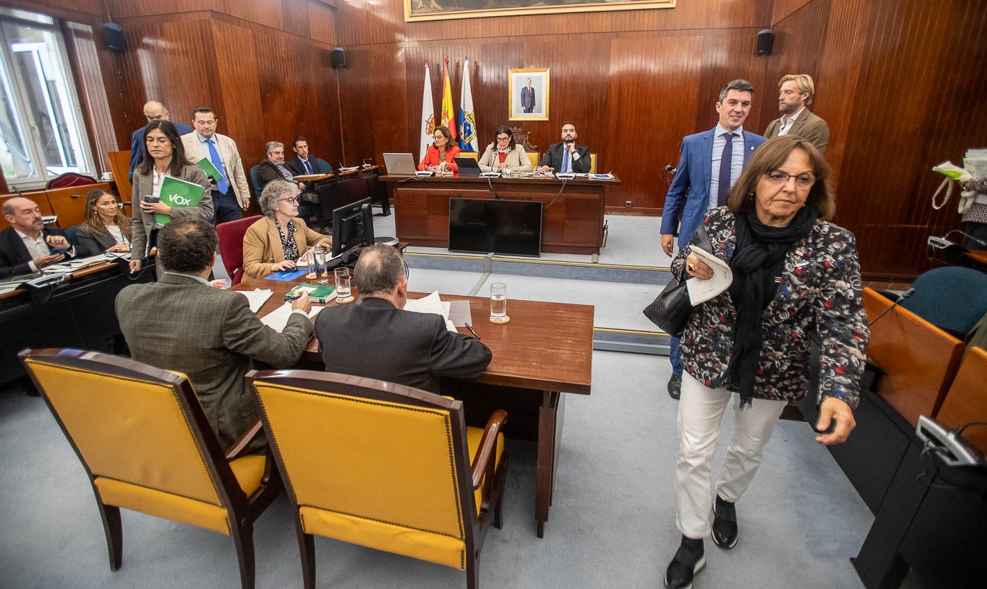 Momento del Pleno en el que la oposición ha abandonado el salón. 