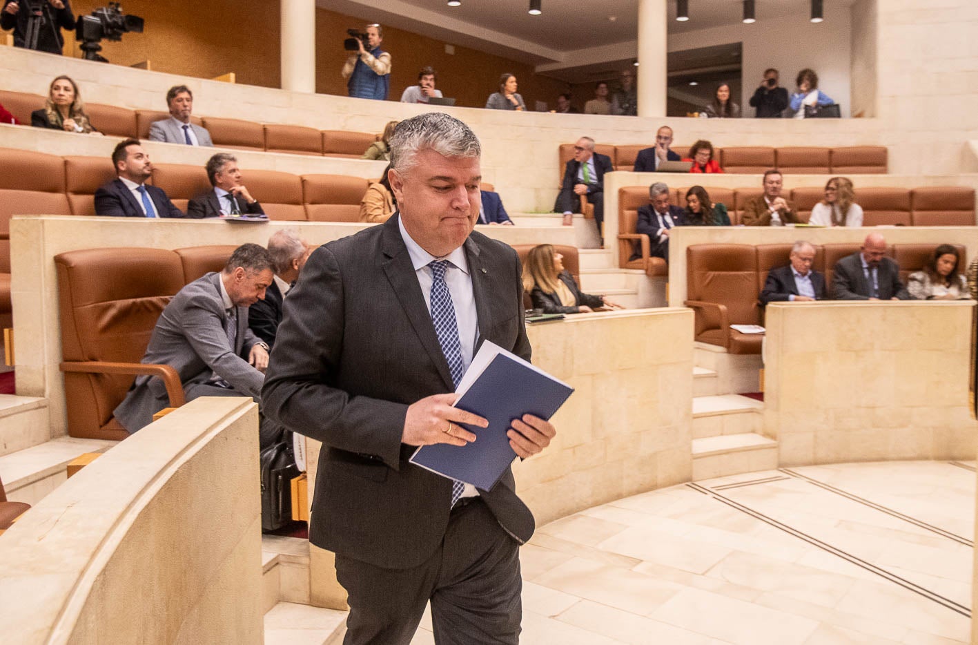 La intervención de Agüeros inauguró el pleno de Presupuestos.