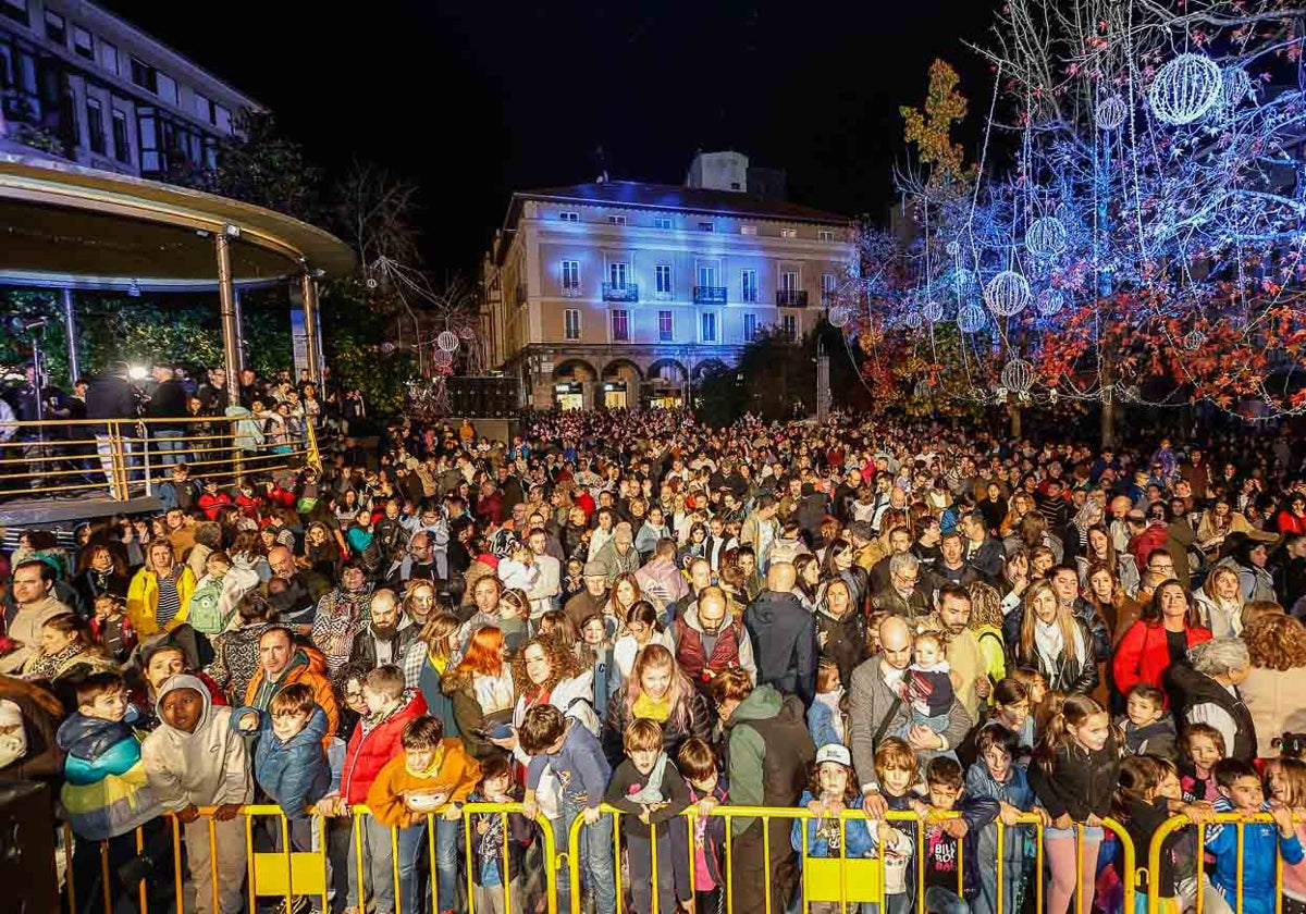 Torrelavega inaugura la Navidad