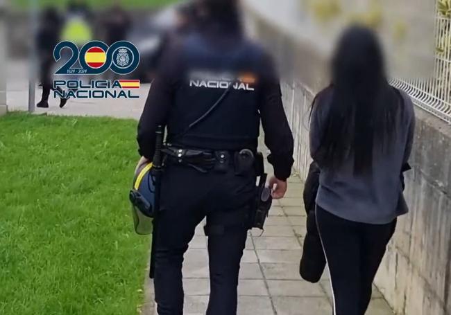 Una mujer, detenida en el marco de la operación Fire.