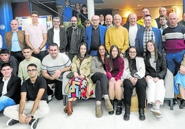 Jugadores y directivos de la Bolística de Torrelavega.