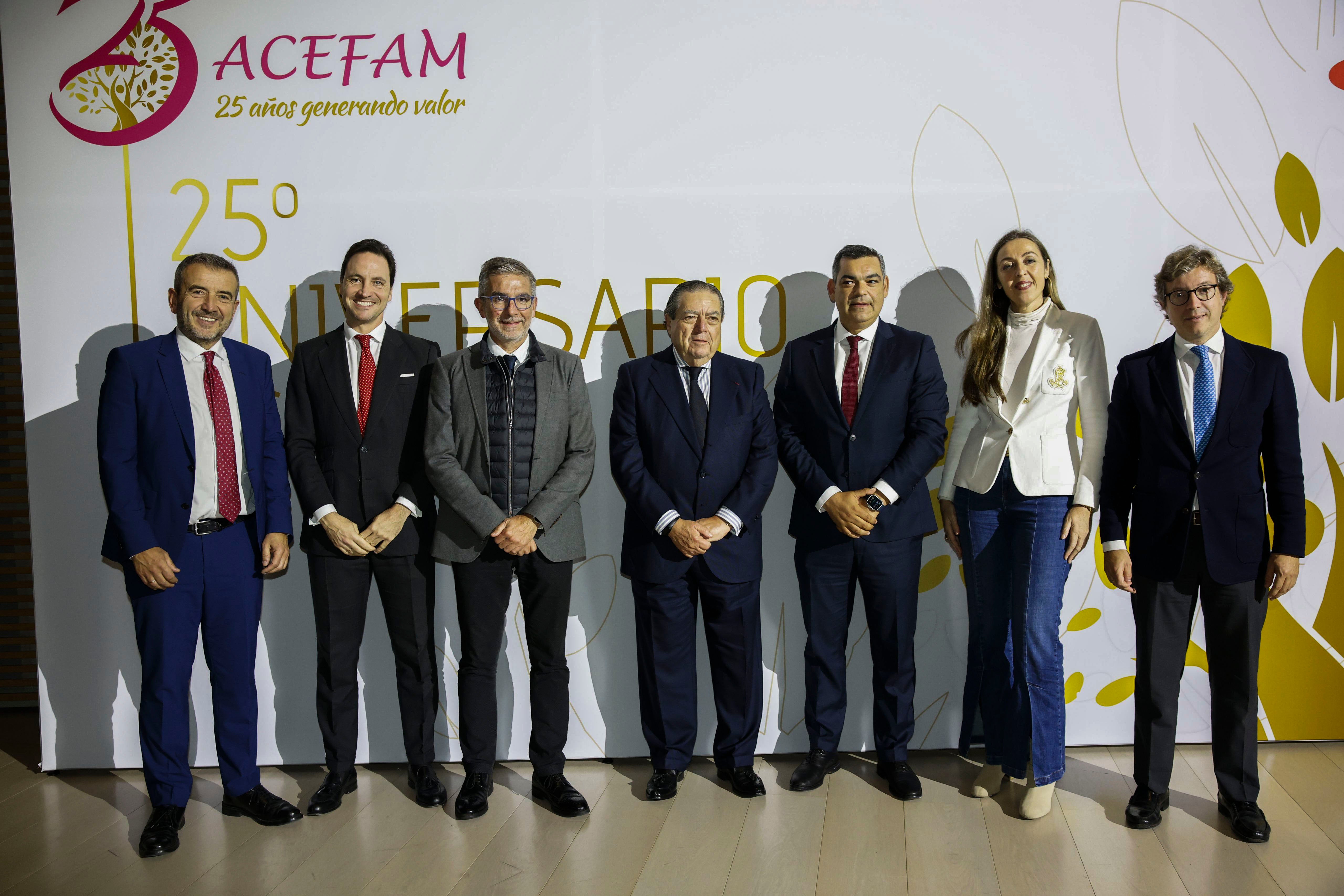 David González, Roberto Borbolla, César Díaz, Vicente Boluda, Juanjo González, Marina Cañete y Francisco Artime.