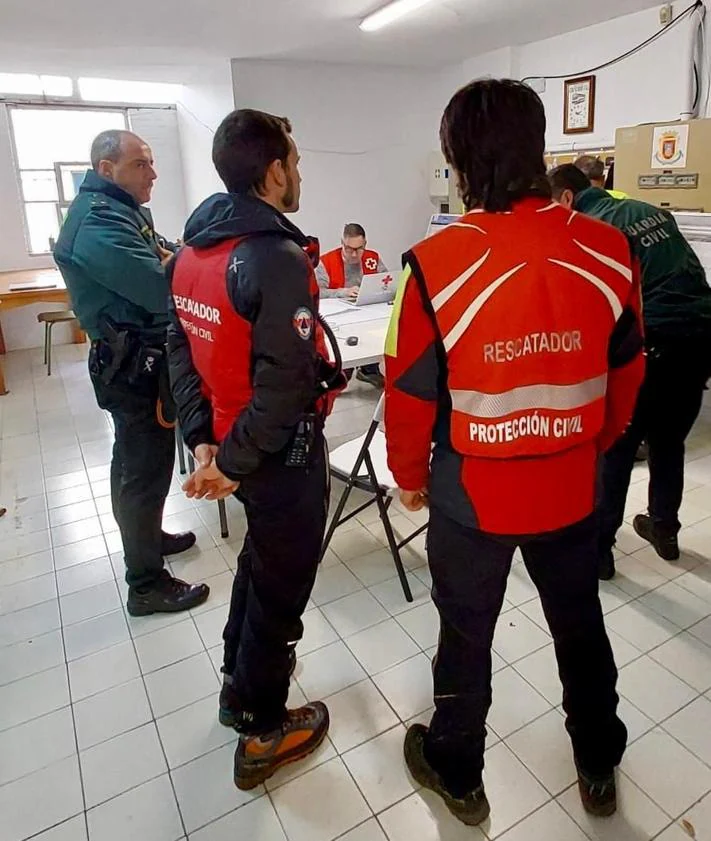 Imagen secundaria 2 - Puesto de Mando Avanzado