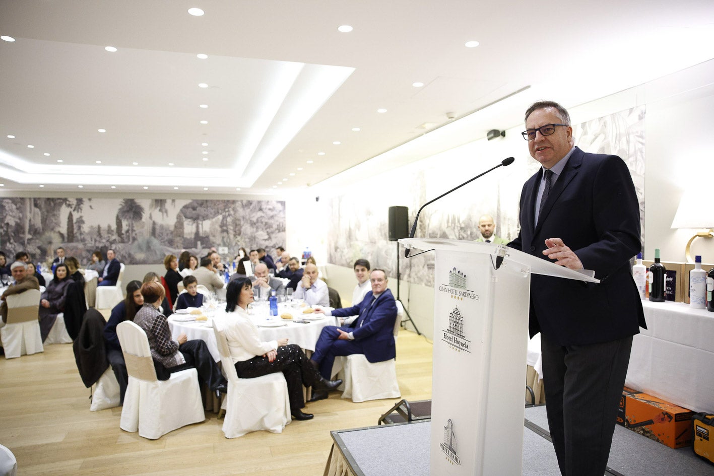 El director de El Diario Montañés, Íñigo Noriega, durante su intervención en la gala.