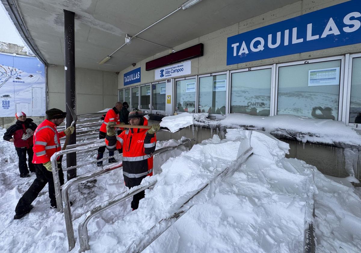 Alto Campoo recibe a los primeros visitantes con 15 kilómetros esquiables y 16 pistas disponibles