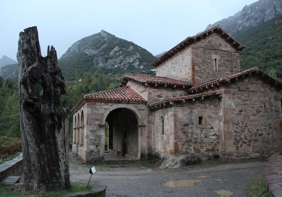 Iglesia mozárabe de Santa María de Lebeña