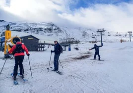 La falta de nieve complica la continuidad de la temporada en Alto Campoo