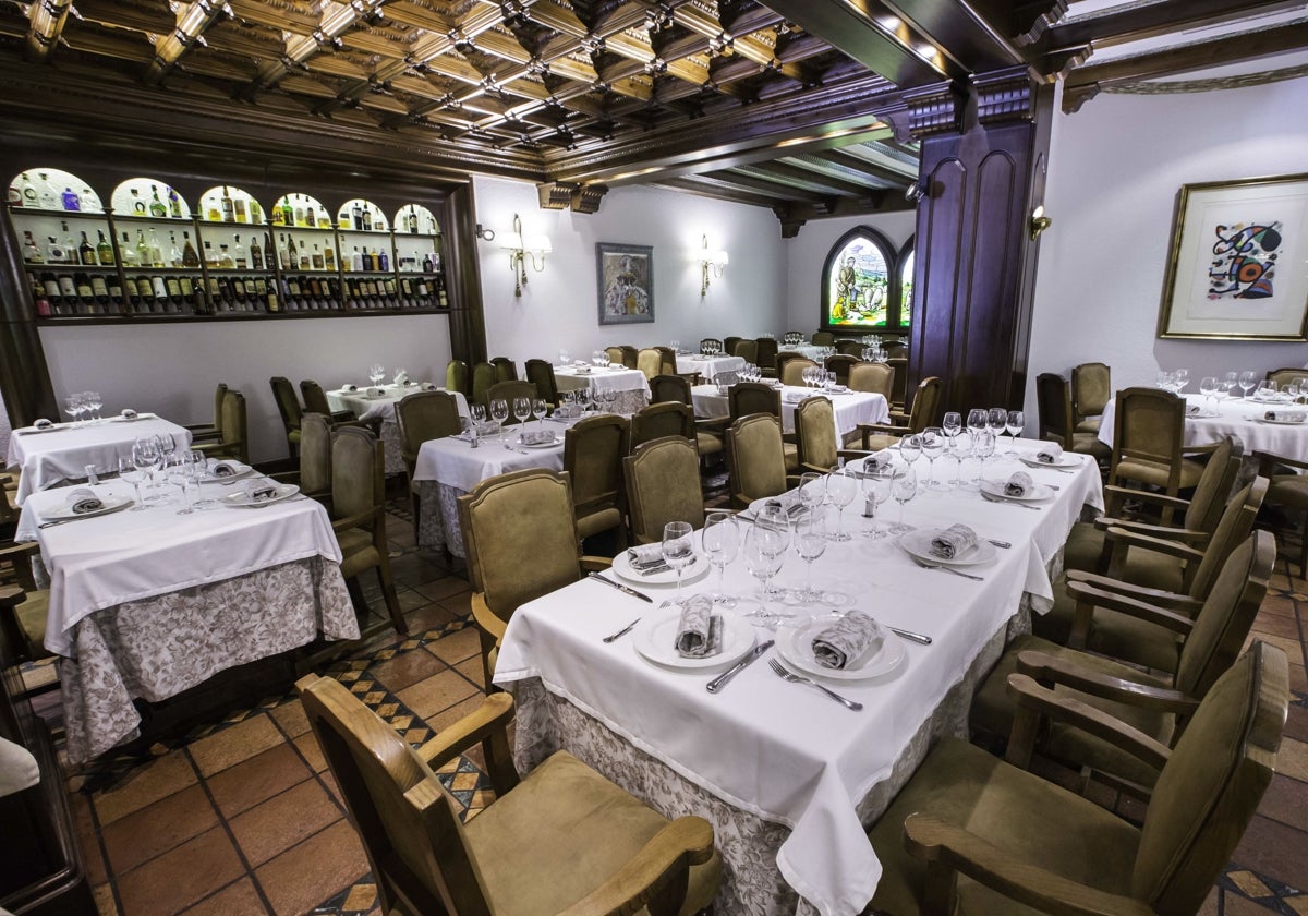 Comedor del Asador Aranda de Santander.